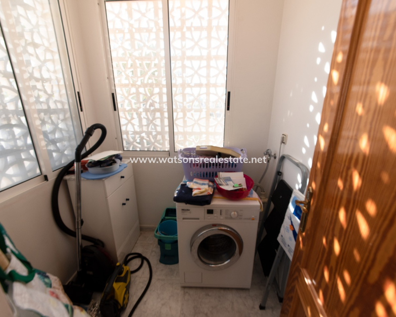 Resale - Detached - Urb. La Escuera