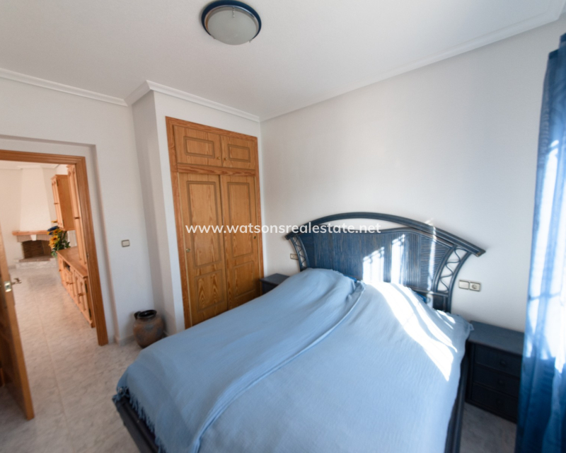 Resale - Detached - Urb. La Escuera