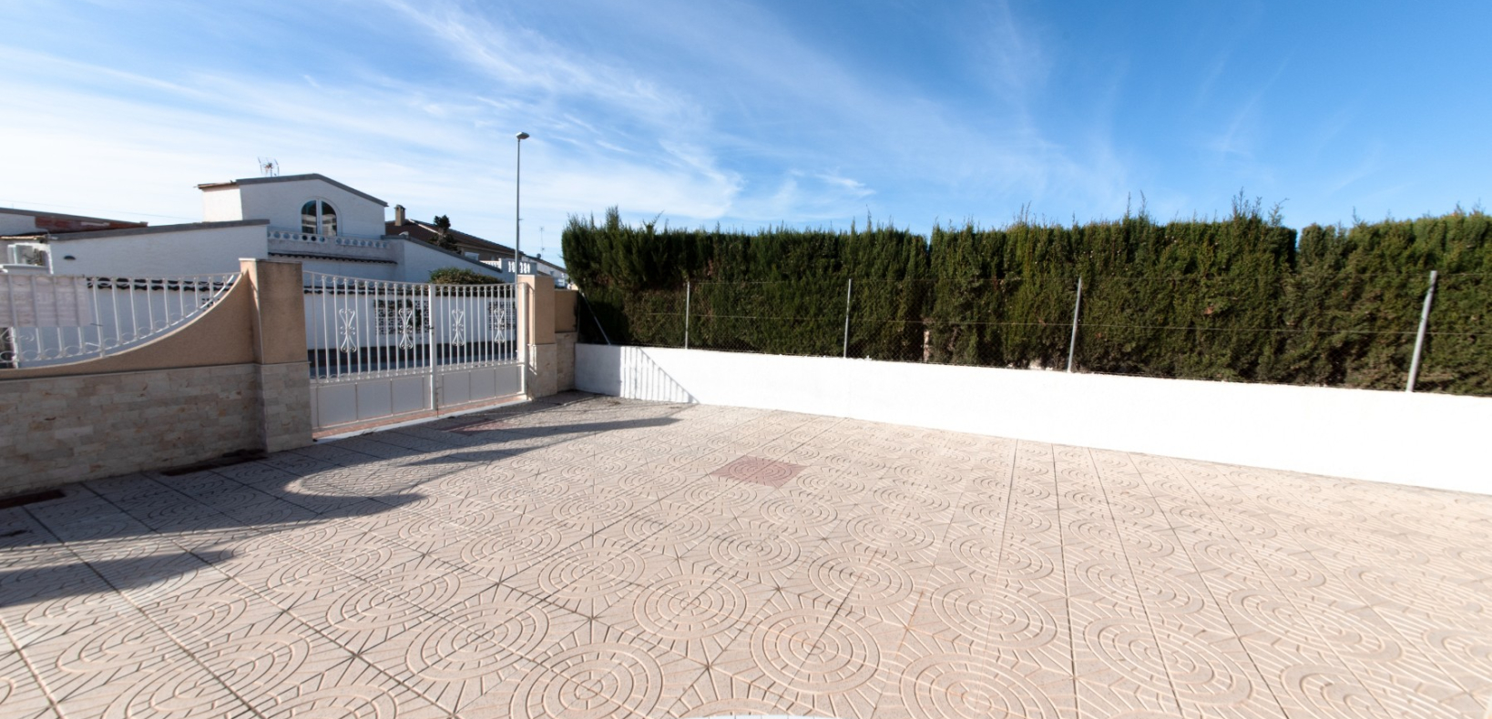 Resale - Detached - Urb. La Escuera