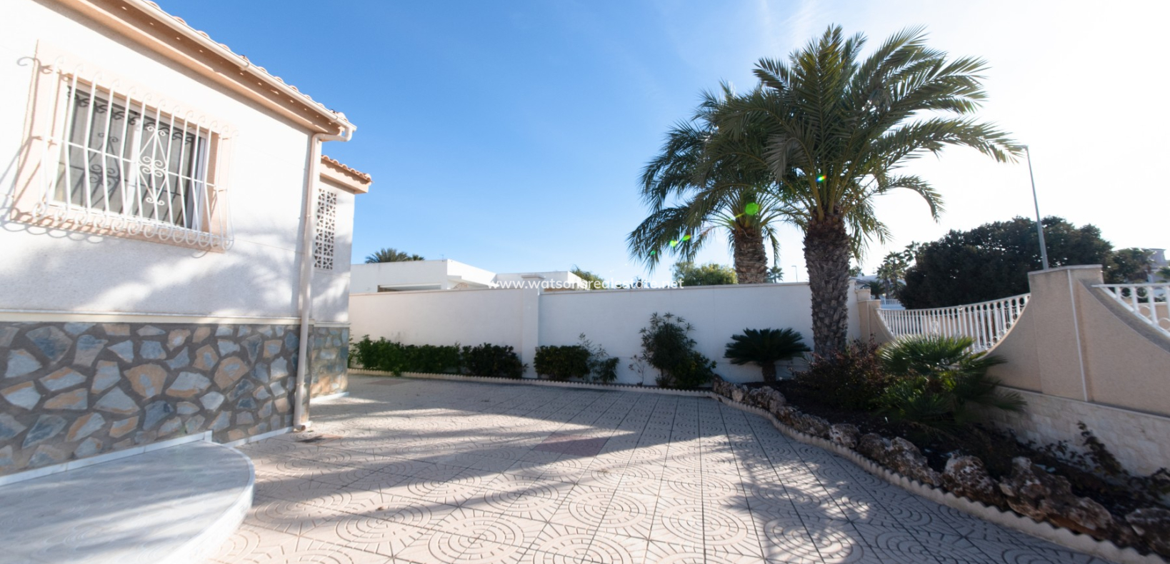 Resale - Detached - Urb. La Escuera