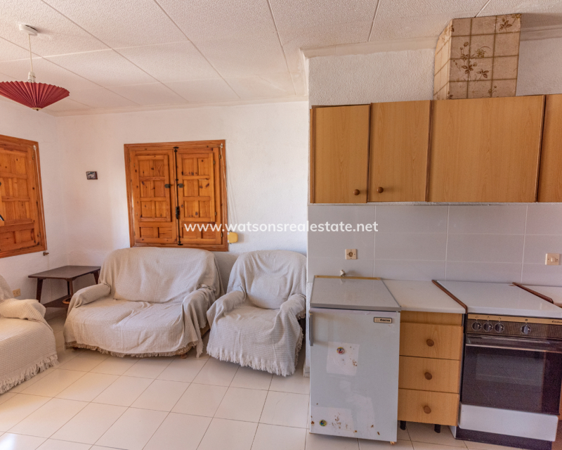 Resale - Detached - Urb. La Marina