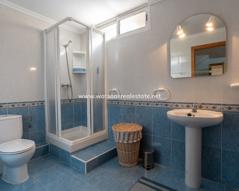 Resale - Detached - Urb. La Marina
