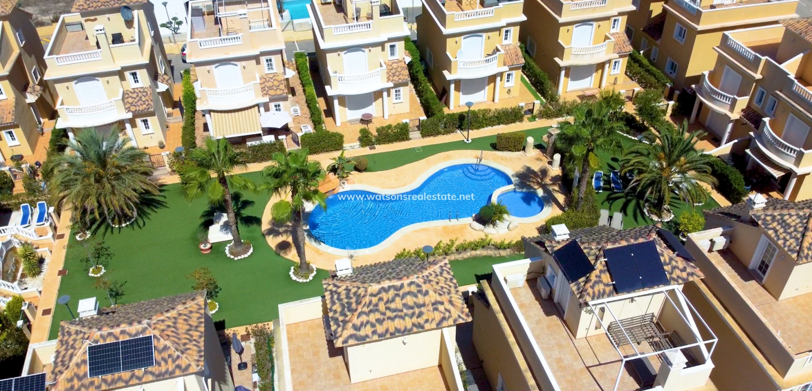 Resale - Detached - Urb. La Marina