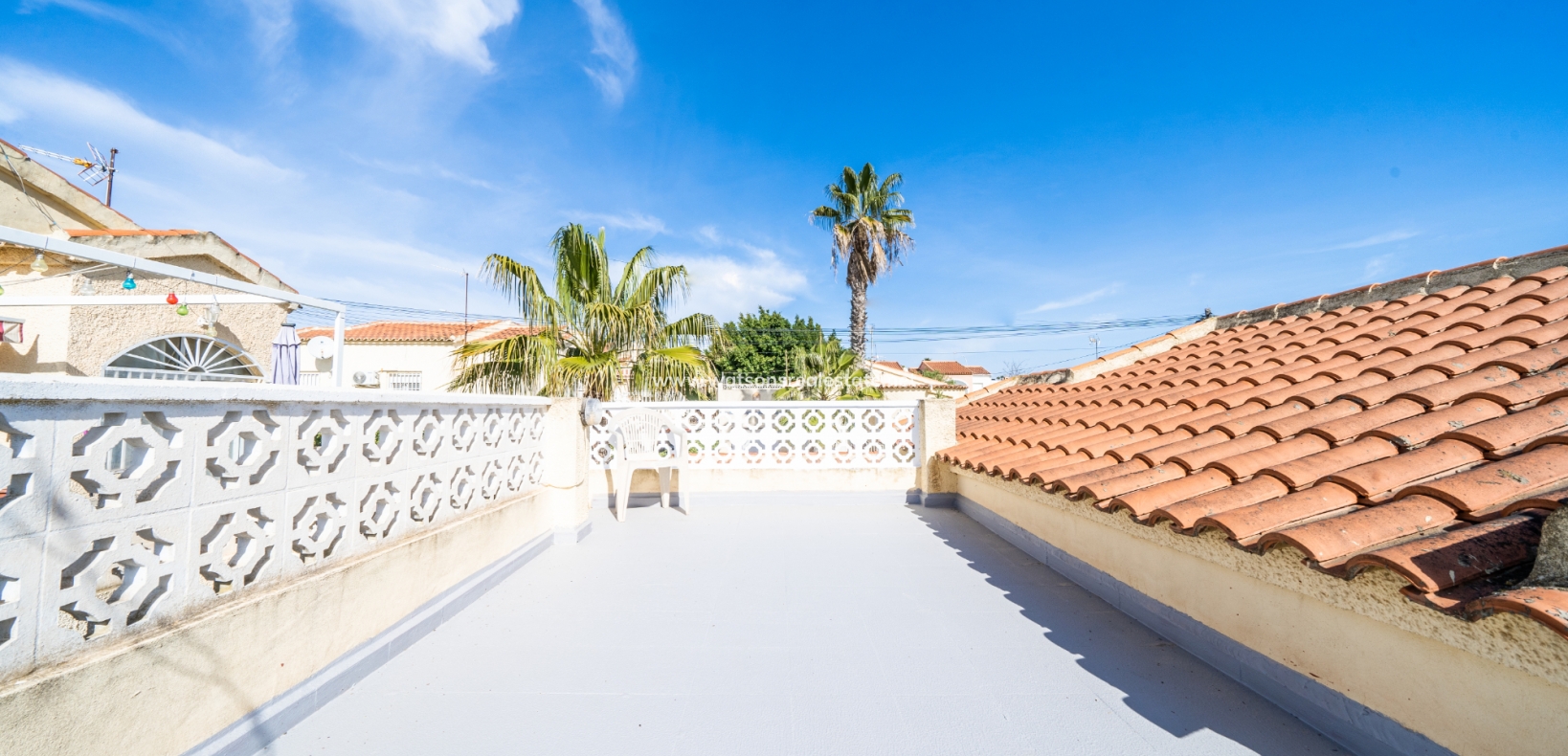 Resale - Detached - Urb. La Marina