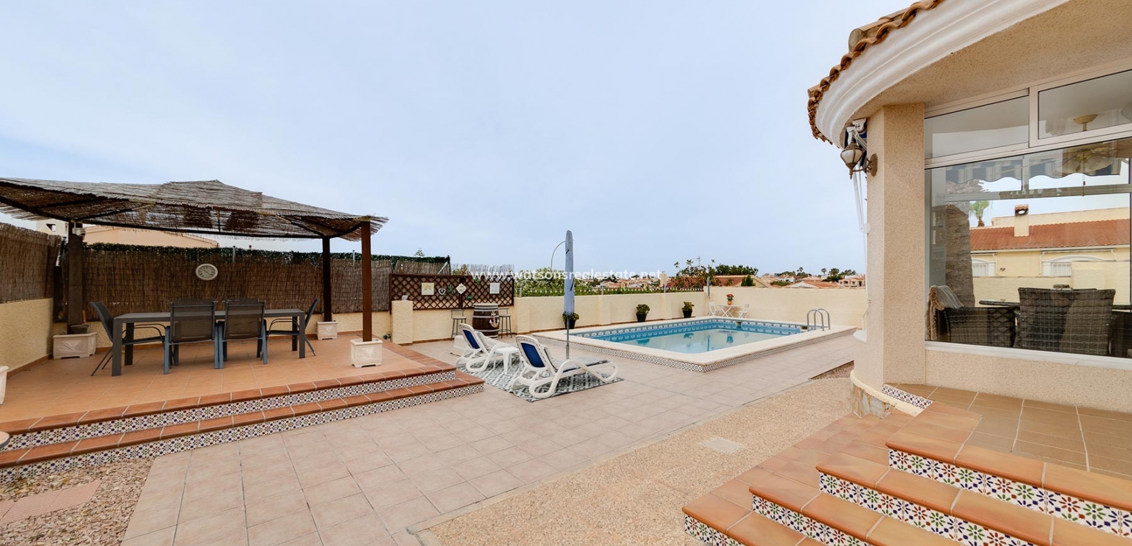 Resale - Detached - Urb. La Marina