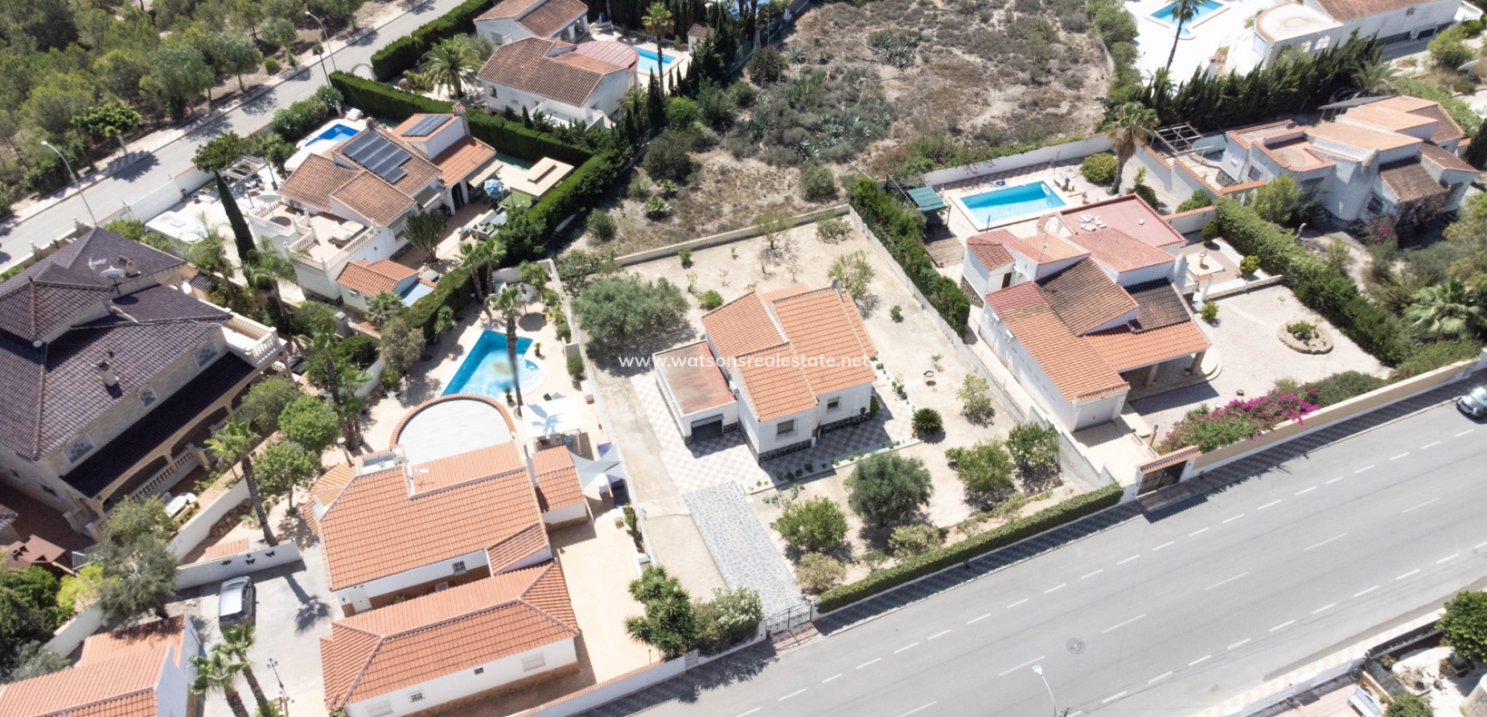 Resale - Detached - Urb. La Marina