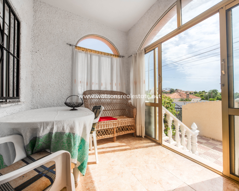 Resale - Detached - Urb. La Marina