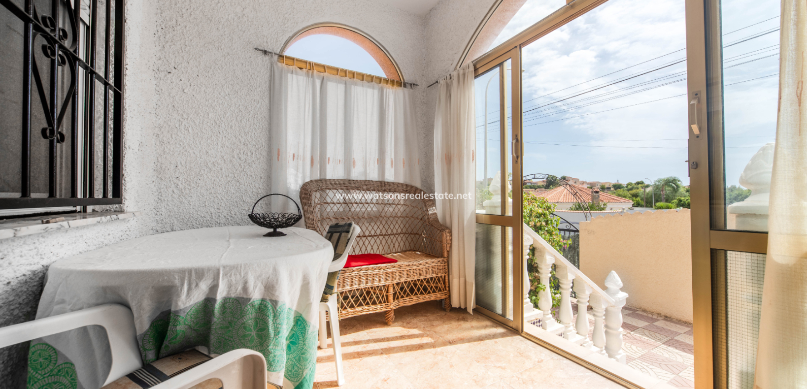 Resale - Detached - Urb. La Marina