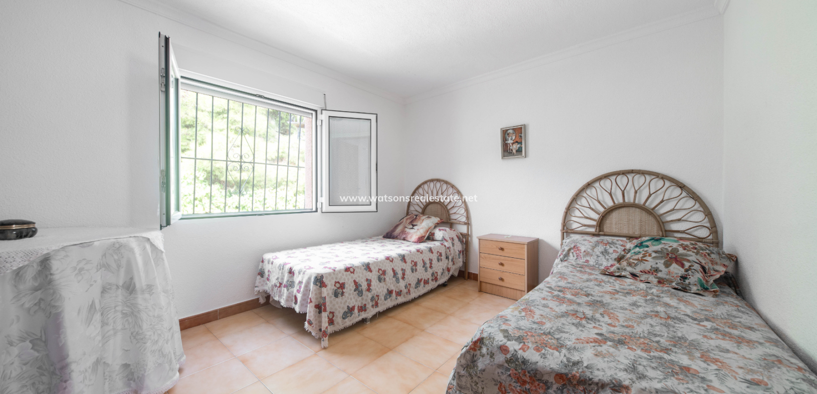 Resale - Detached - Urb. La Marina