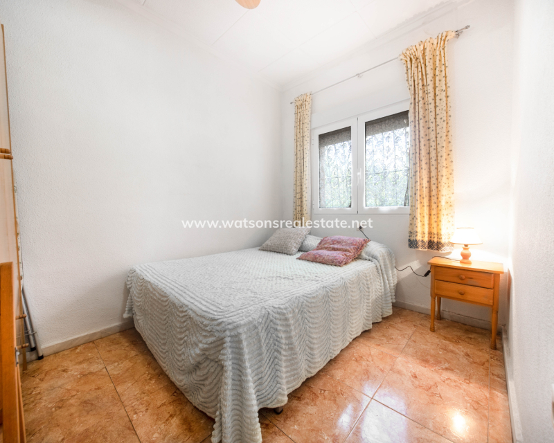 Resale - Detached - Urb. La Marina