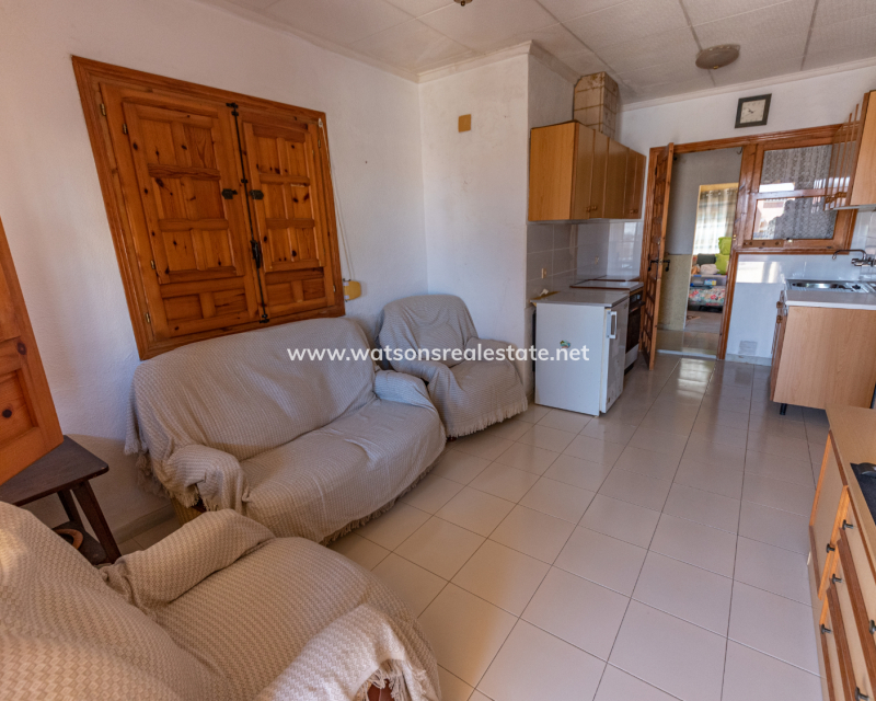 Resale - Detached - Urb. La Marina