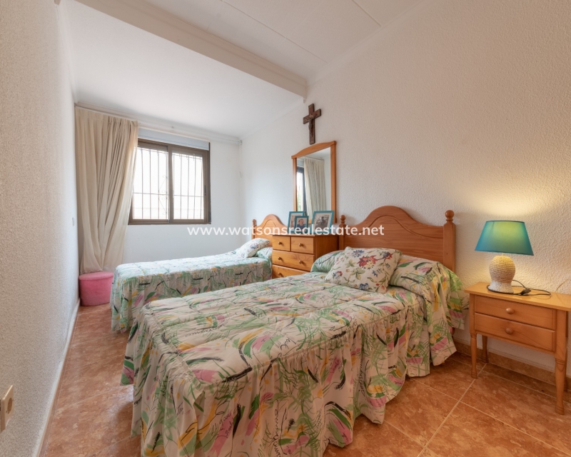 Resale - Detached - Urb. La Marina