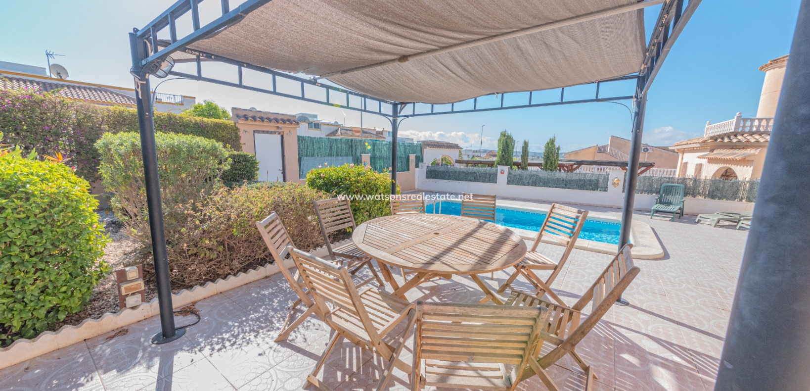 Resale - Detached - Urb. La Marina