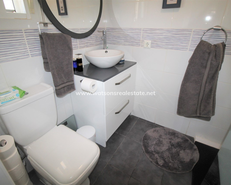 Resale - Detached - Urb. La Marina