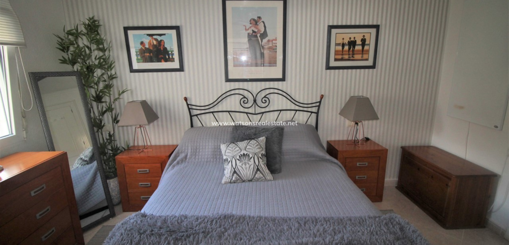 Resale - Detached - Urb. La Marina