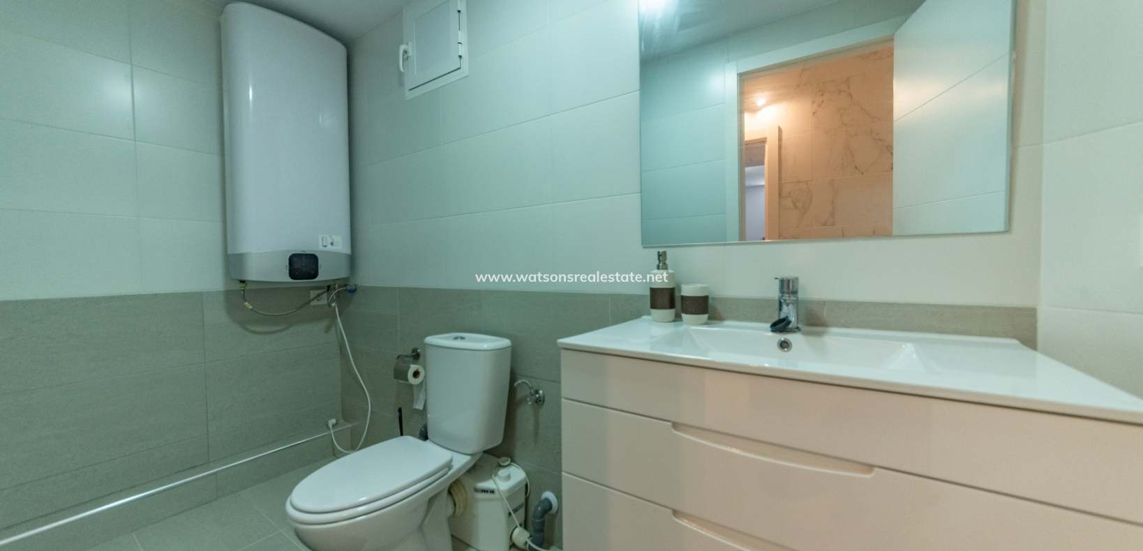Resale - Detached - Urb. La Marina