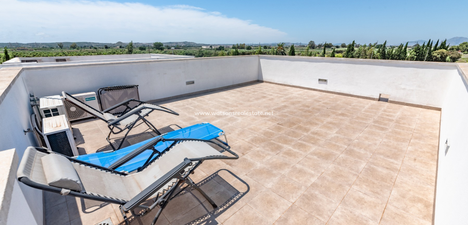 Resale - Detached - Urb. La Marina