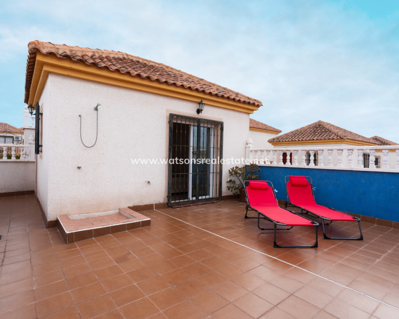 Resale - Detached - Urb. La Marina