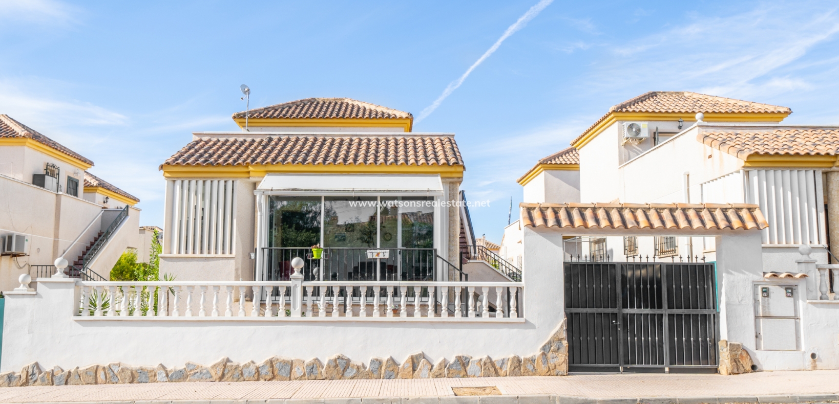 Resale - Detached - Urb. La Marina