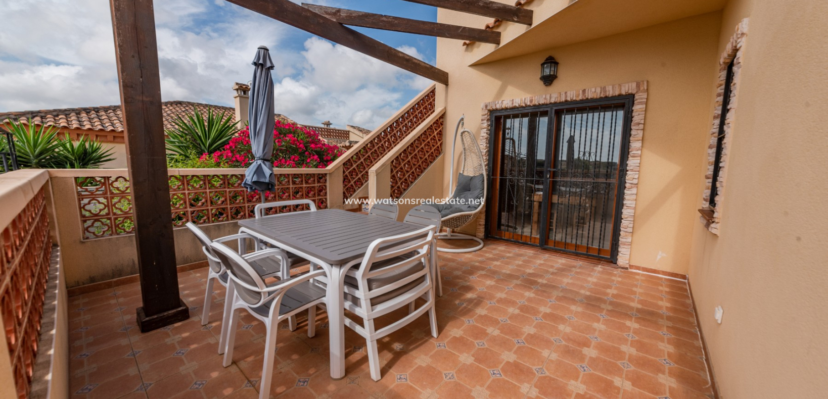 Resale - Detached - Urb. La Marina