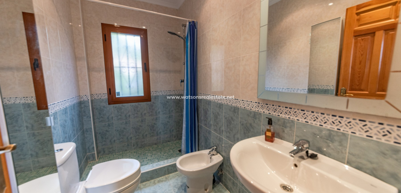 Resale - Detached - Urb. La Marina