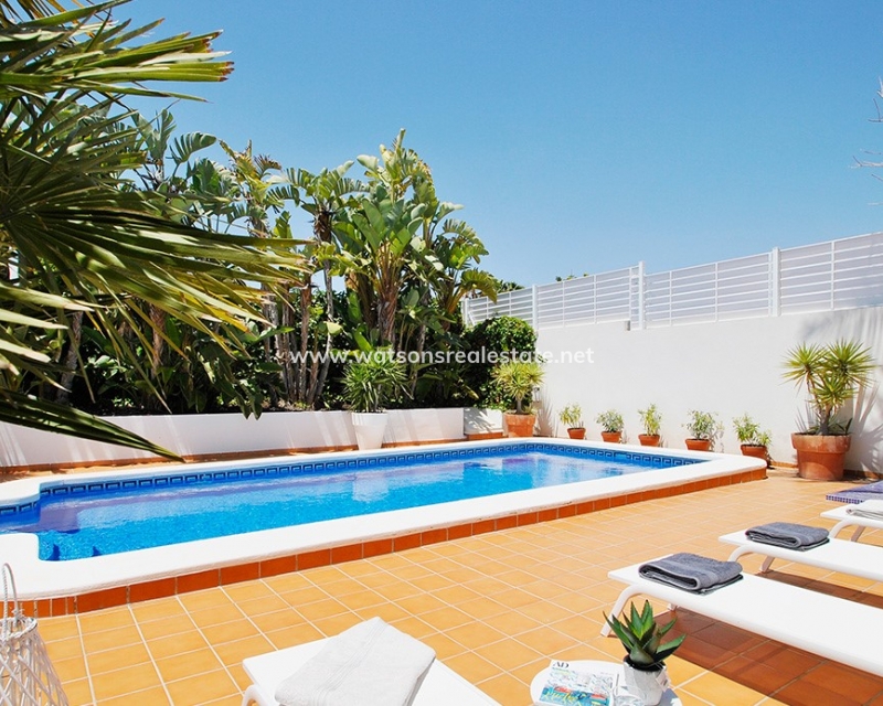 Resale - Detached - Urb. La Marina