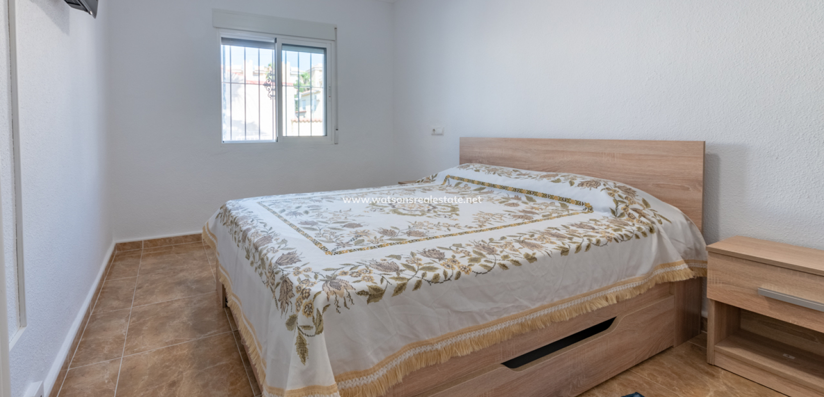 Resale - Detached - Urb. La Marina