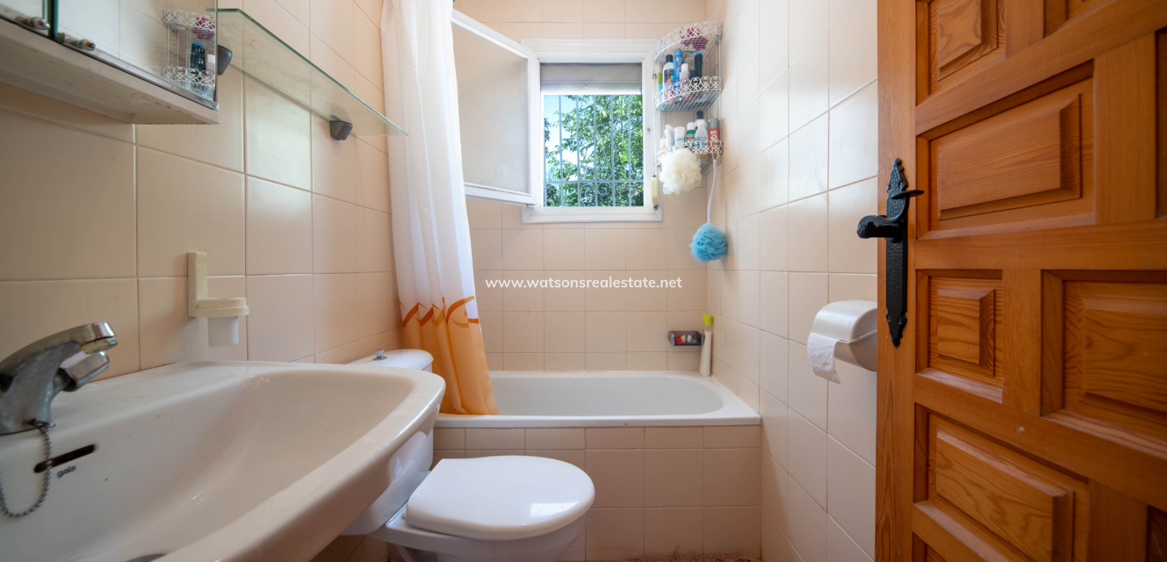 Resale - Detached - Urb. La Marina