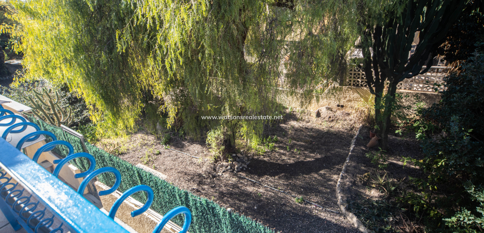 Resale - Detached - Urb. La Marina