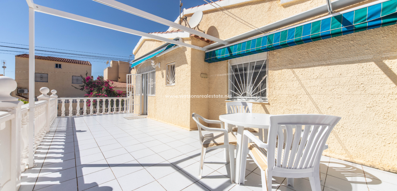 Resale - Detached - Urb. La Marina