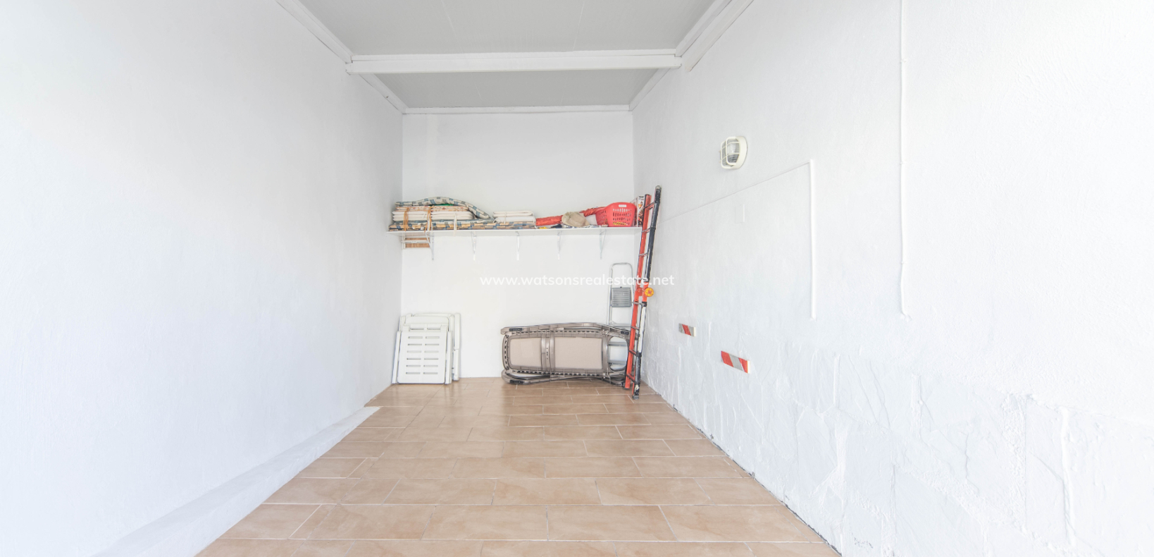 Resale - Detached - Urb. La Marina