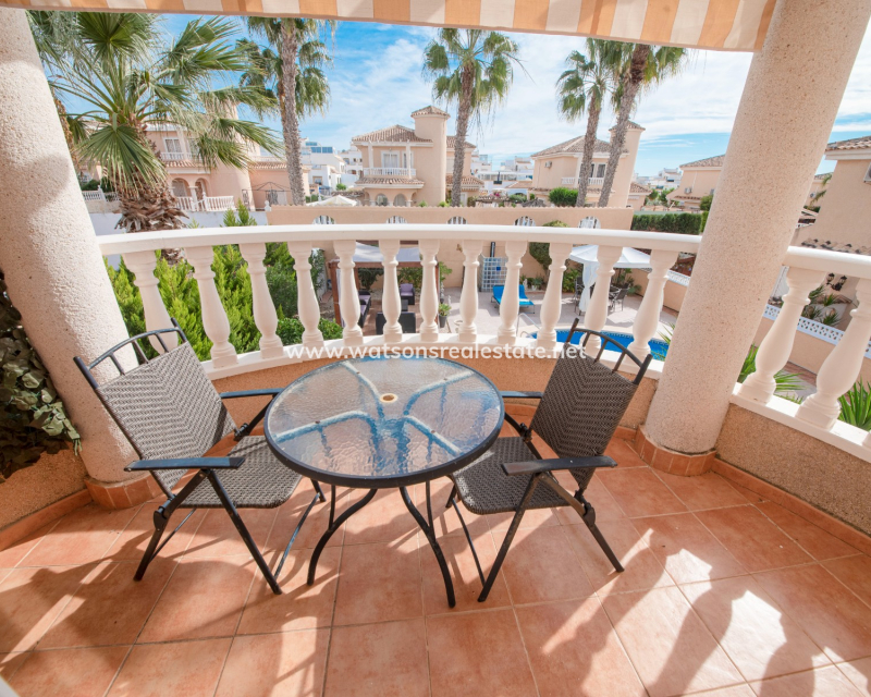 Resale - Detached - Urb. La Marina