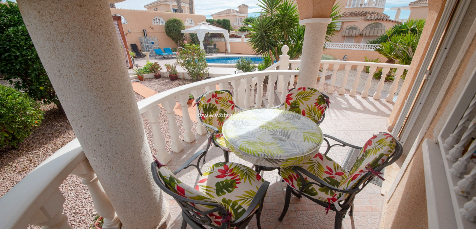 Resale - Detached - Urb. La Marina
