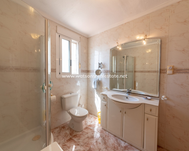 Resale - Detached - Urb. La Marina