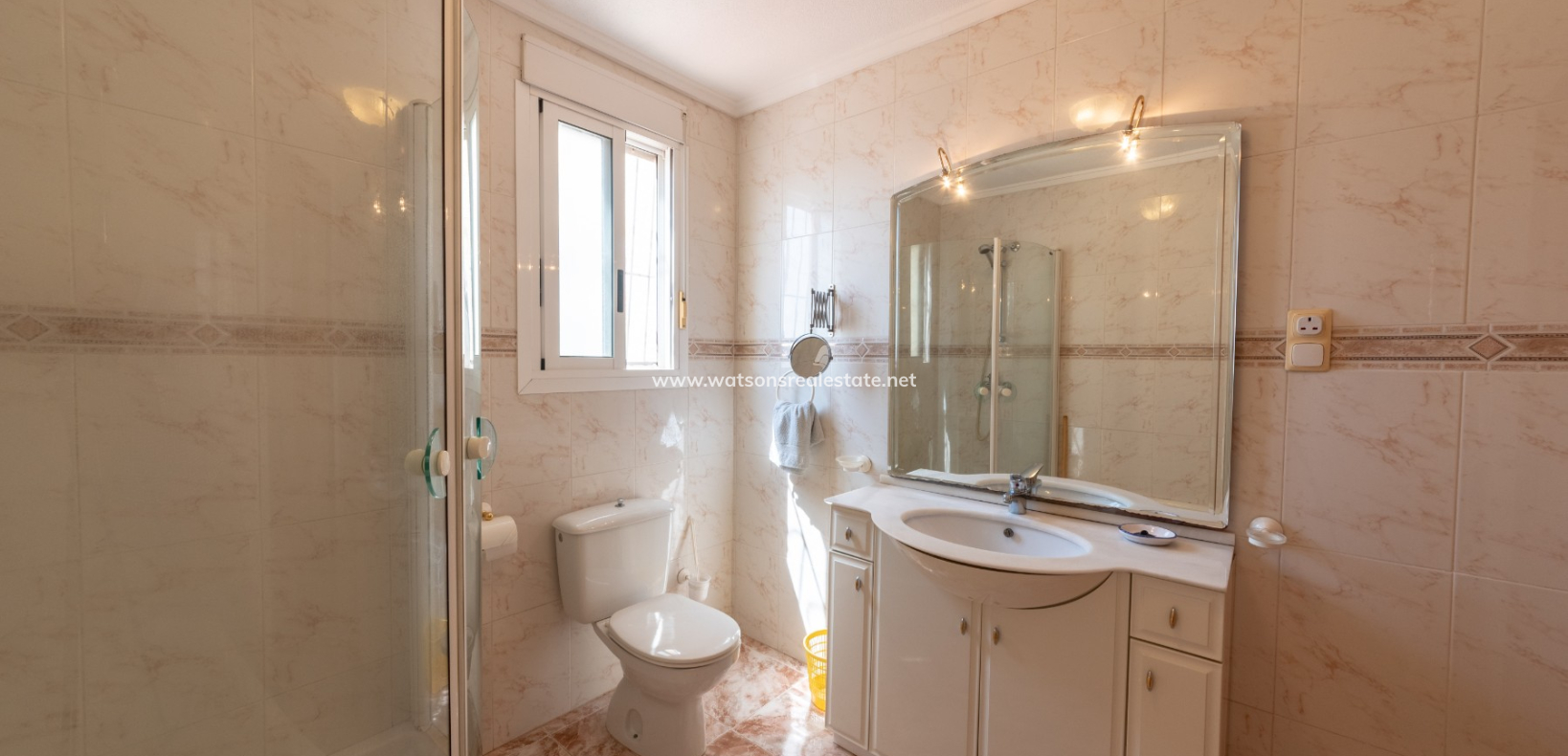 Resale - Detached - Urb. La Marina