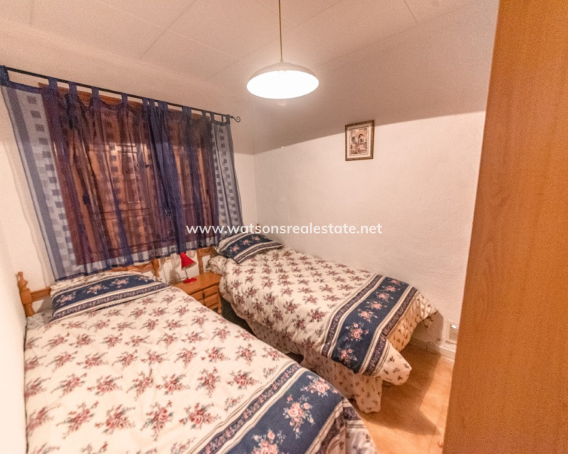 Resale - Detached - Urb. La Marina
