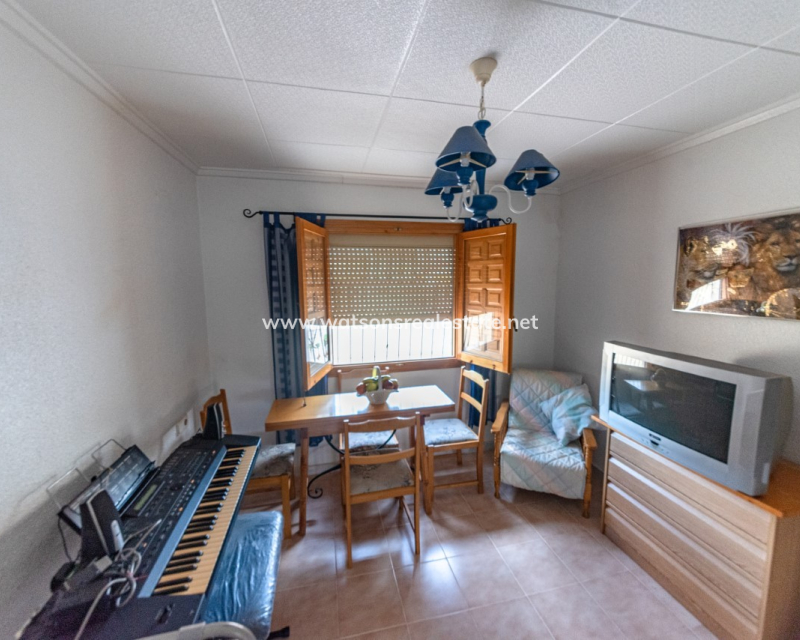 Resale - Detached - Urb. La Marina