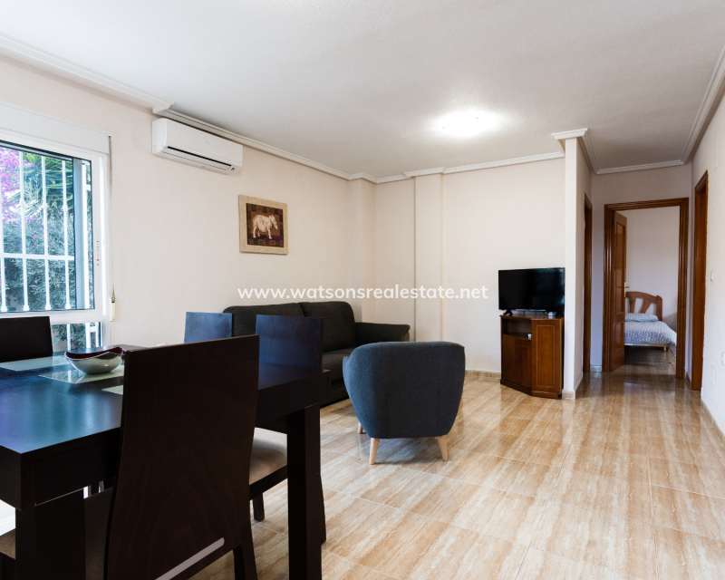 Resale - Detached - Urb. La Marina