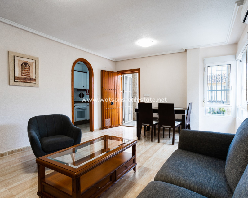Resale - Detached - Urb. La Marina