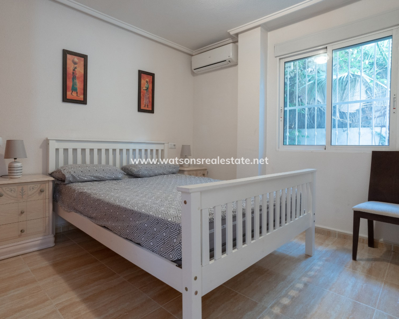 Resale - Detached - Urb. La Marina