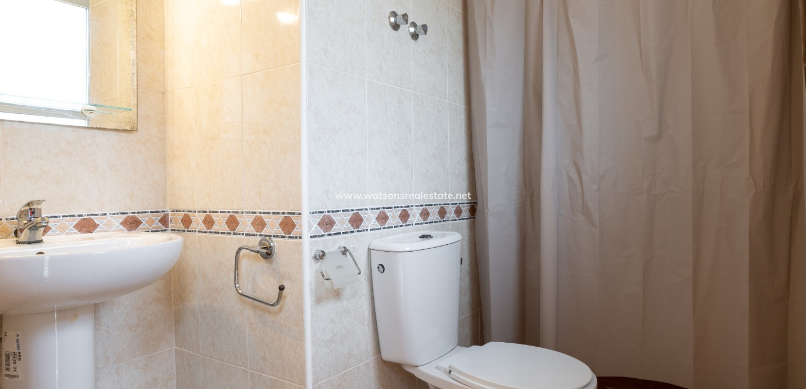 Resale - Detached - Urb. La Marina