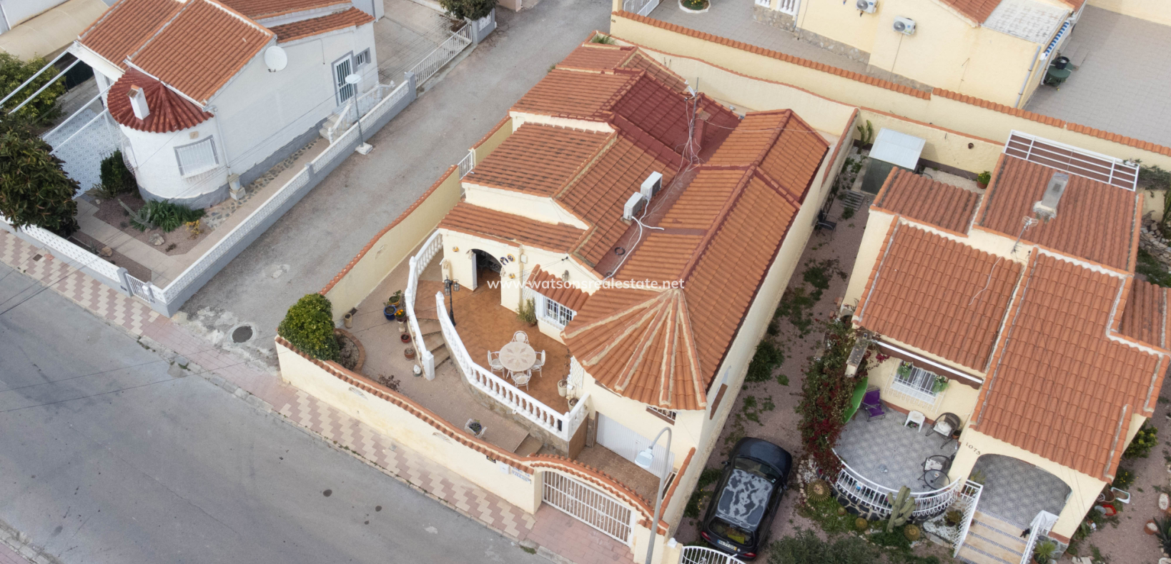 Resale - Detached - Urb. La Marina