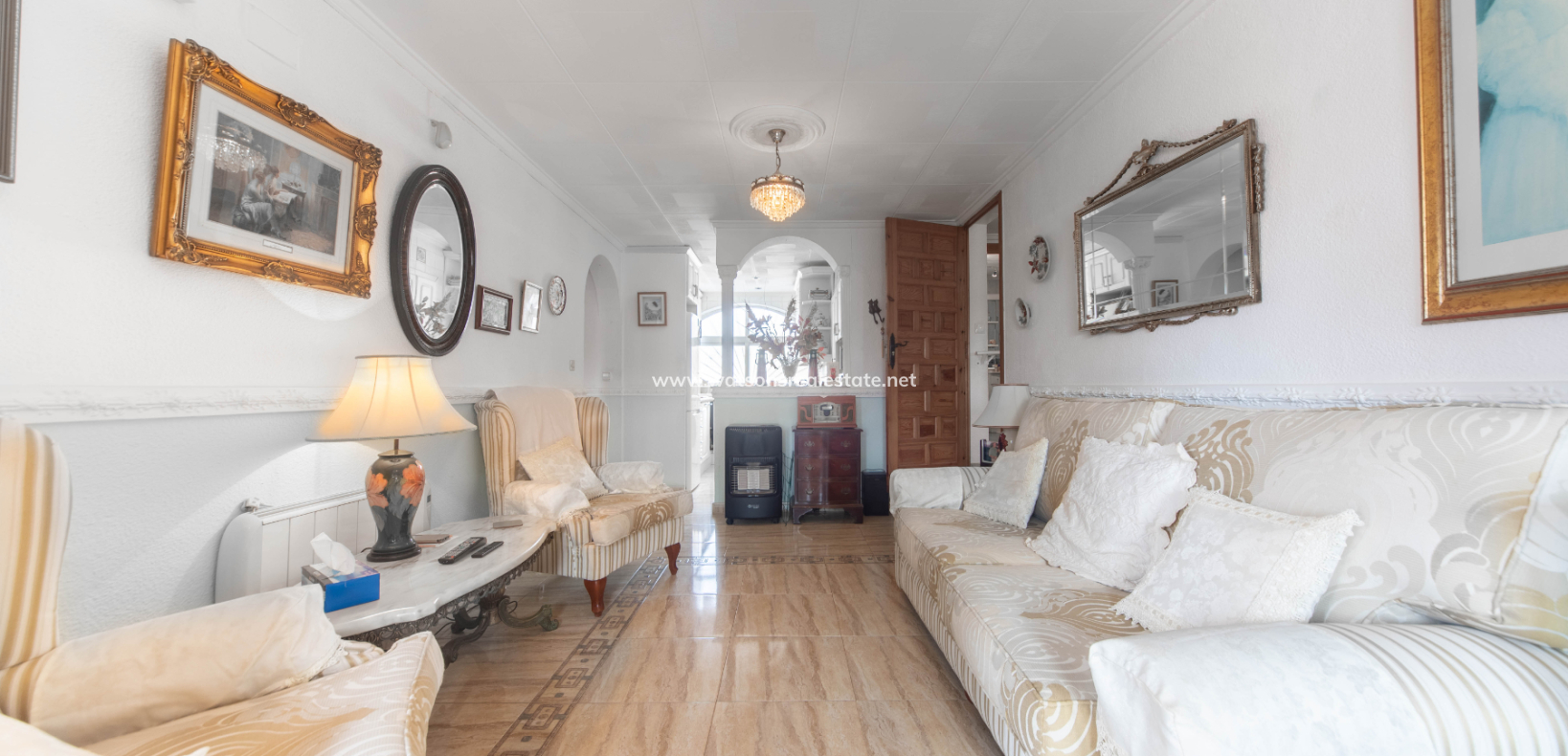 Resale - Detached - Urb. La Marina