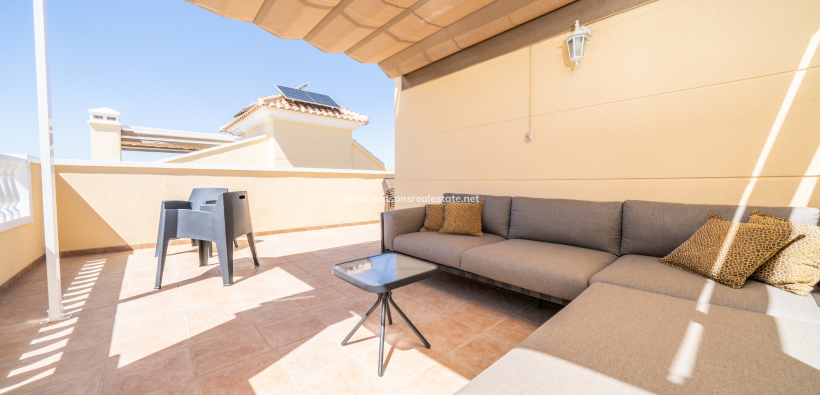 Resale - Detached - Urb. La Marina