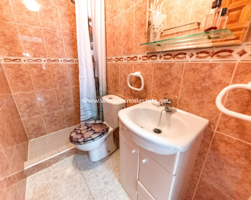 Resale - Detached - Urb. La Marina