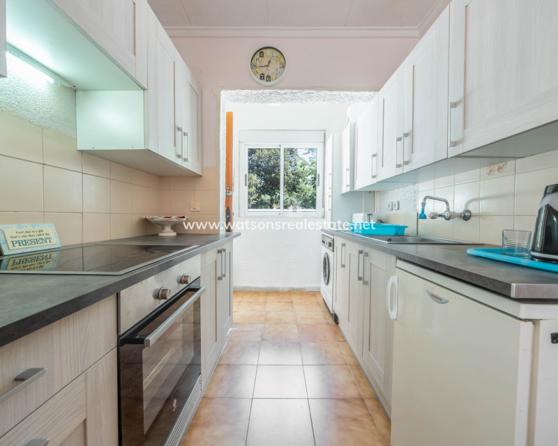 Resale - Detached - Urb. La Marina