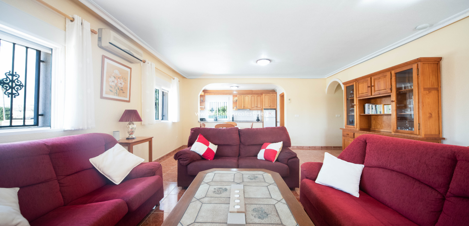 Resale - Detached - Urb. La Marina