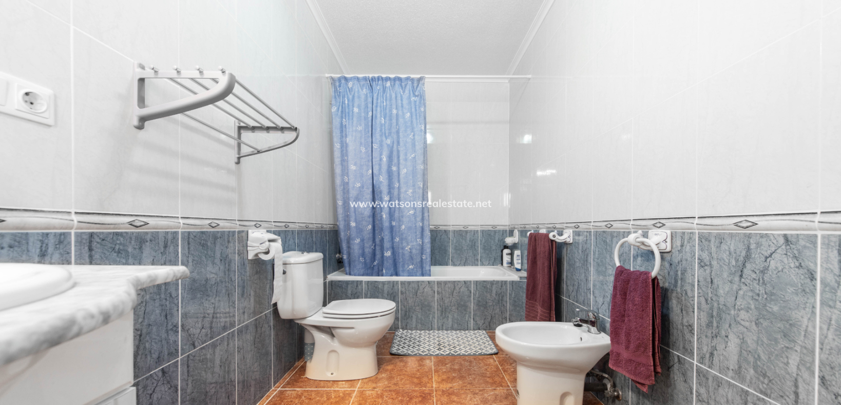 Resale - Detached - Urb. La Marina