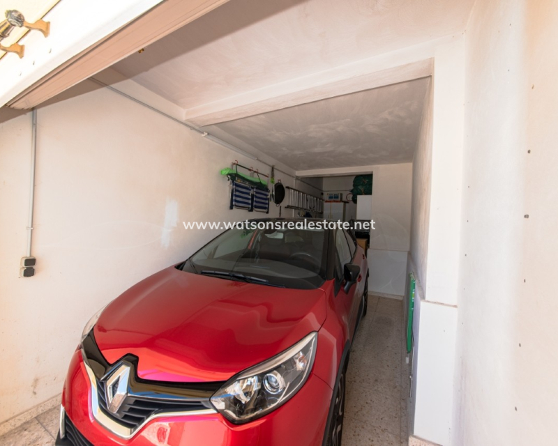 Resale - Detached - Urb. La Marina