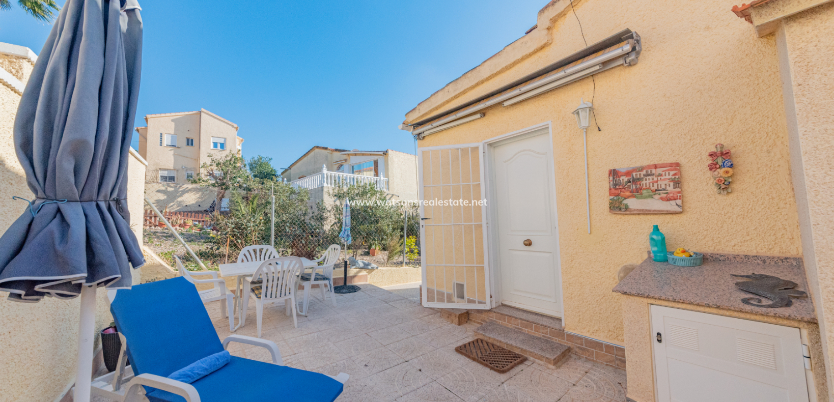 Resale - Detached - Urb. La Marina